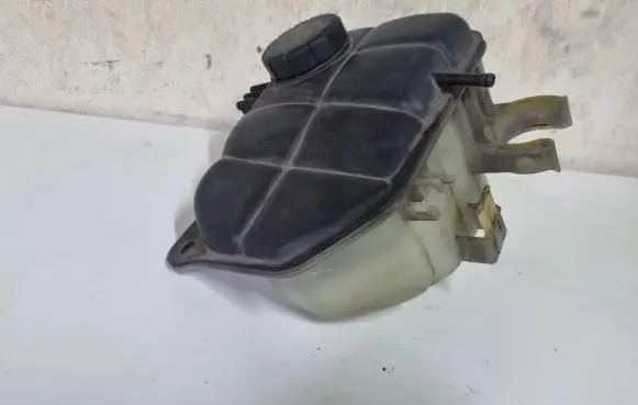 Mercedes-Benz CLK A209 C209 Coolant expansion tank/reservoir 2035000049