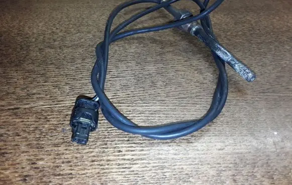 Mercedes-Benz E W211 Exhaust gas temperature sensor A0051531028