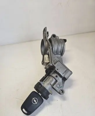 Opel Astra H Ignition lock 2421430