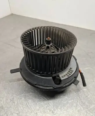 Volkswagen Golf V Heater fan/blower F983228M 1K1820015C