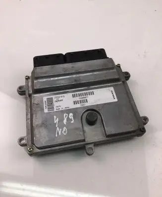Volvo V50 Engine control unit/module ECU P30650677