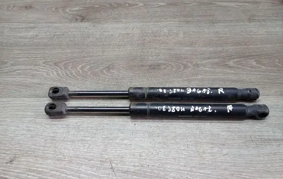 Volvo S80 Tailgate/trunk strut/damper 30779837