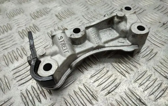Citroen Jumpy Engine mounting bracket 9683165580