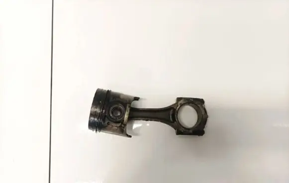Mazda 626 Piston with connecting rod