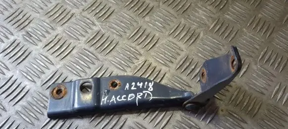 Engine bonnet/hood hinges
