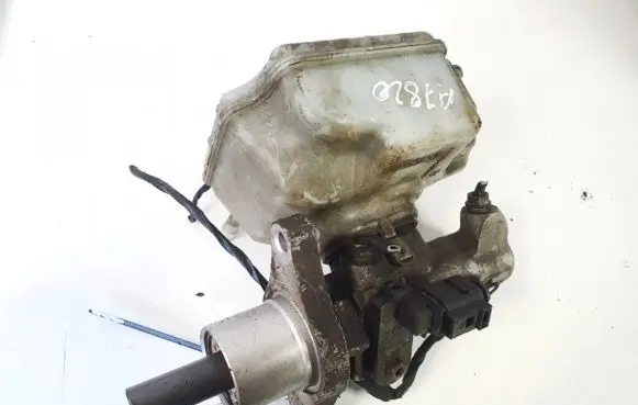 Master brake cylinder