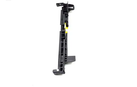 Radiator mount bracket