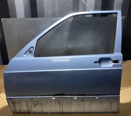 Mercedes-Benz 190 W201 Front door 