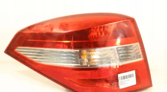 Renault Laguna III Rear/tail lights E806070