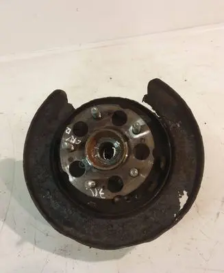 Honda CR-V Rear wheel hub spindle/knuckle 