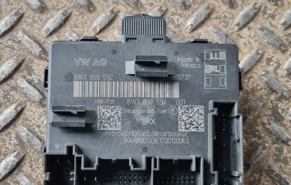 Audi Q5 SQ5 Door control unit/module 8W1959592