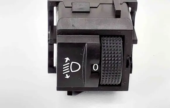 Headlight level height control switch