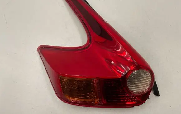 Nissan Juke I F15 Rear/tail lights