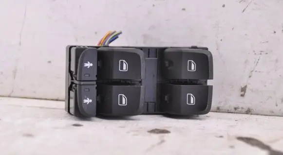 Audi Q3 8U Electric window control switch 8U0959851A