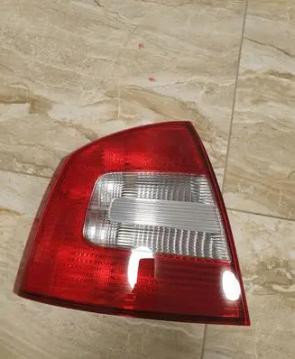 Skoda Octavia Mk2 (1Z) Rear/tail lights 1Z5945095B