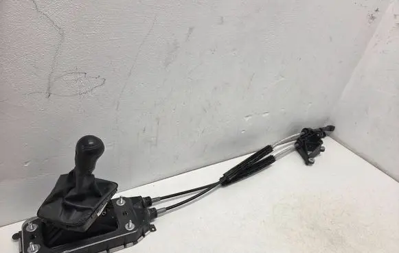 Seat Ibiza IV (6J,6P) Gear shifter/selector 6C0711061A