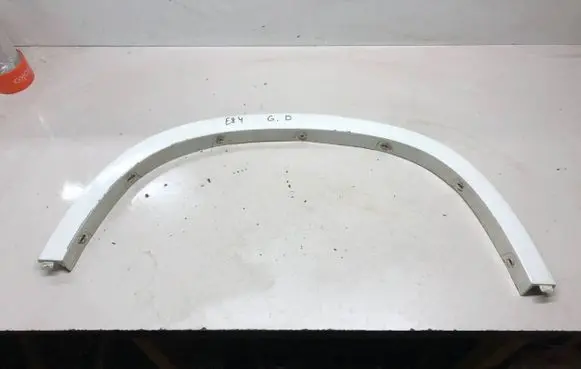 BMW X1 E84 Rear arch 