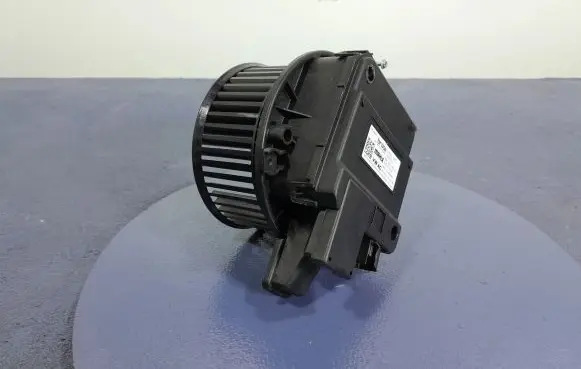 Audi Q7 4M Heater fan/blower 4M1820021C