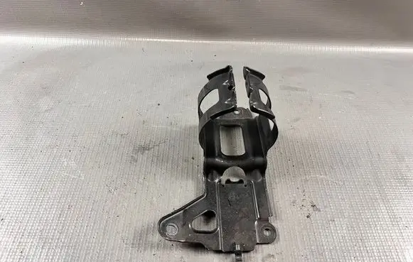 Audi SQ7 Fuel filter bracket/mount holder 4M0201987L
