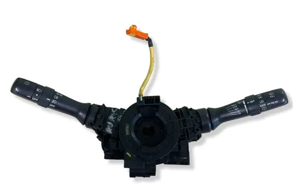 Toyota Auris 150 Wiper turn signal indicator stalk/switch 17F060