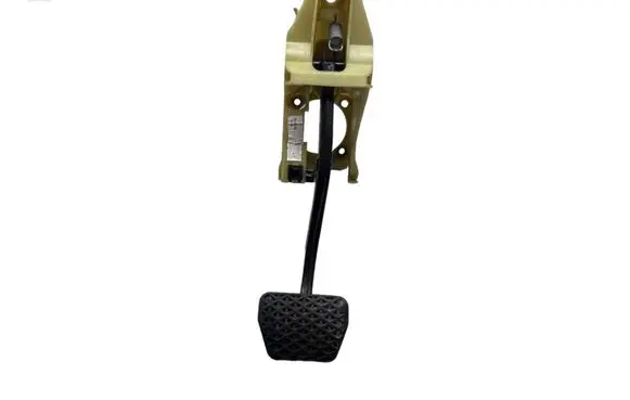 BMW 7 E65 E66 Brake pedal 6752517 1160421