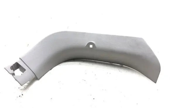 Renault Megane III Tailgate trim 909030005R