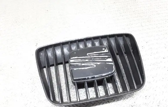 Seat Ibiza II (6k) Front bumper upper radiator grill