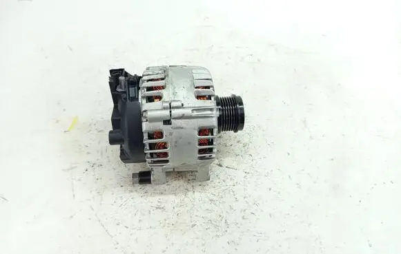 Ford Kuga II Generator/alternator ALT2214CP