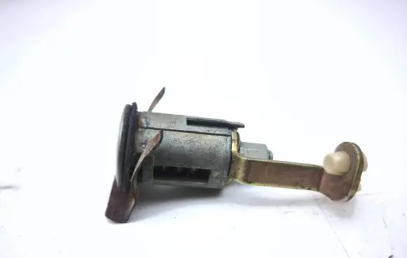 Chrysler PT Cruiser Tailgate exterior lock 