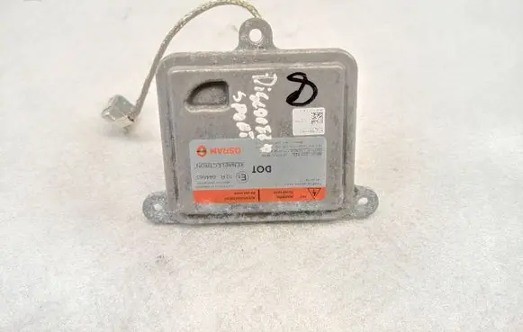 Land Rover Discovery Sport Headlight ballast module Xenon A71154402HQ 00101638 X635S312ECA