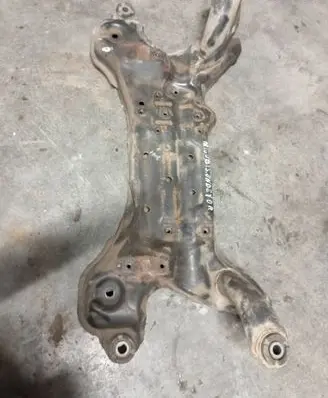 Mitsubishi Endeavor Front subframe
