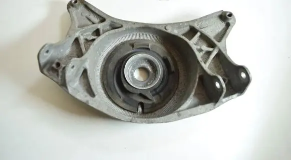 Audi A4 S4 B8 8K Front upper strut mount 8R0412384