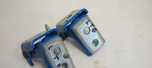 Citroen C3 Front door hinge set 