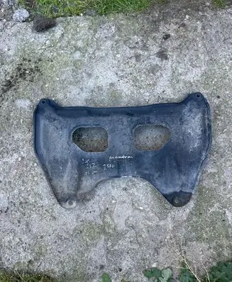 Mercedes-Benz E W212 Other body part A2126280411