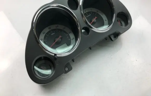 Mitsubishi Eclipse Speedometer (instrument cluster) 8100A242HA