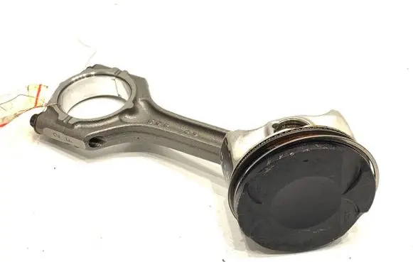 Suzuki SX4 S-Cross Piston with connecting rod 53S