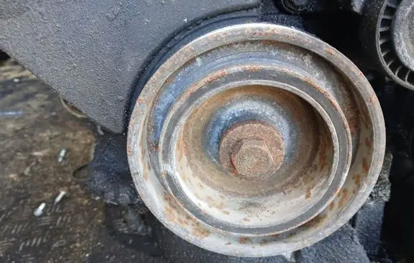 Peugeot 307 Crankshaft pulley