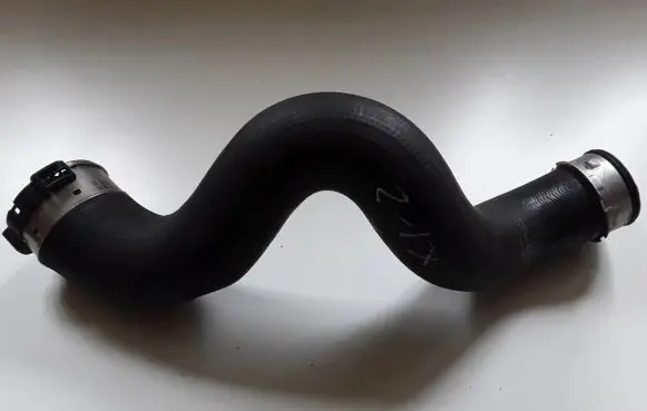 BMW X1 E84 Intercooler hose/pipe 8513289