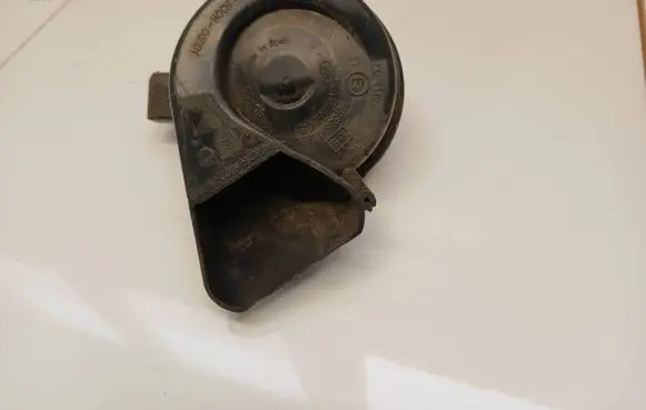 Audi A6 S6 C6 4F Horn signal 4f0951223A