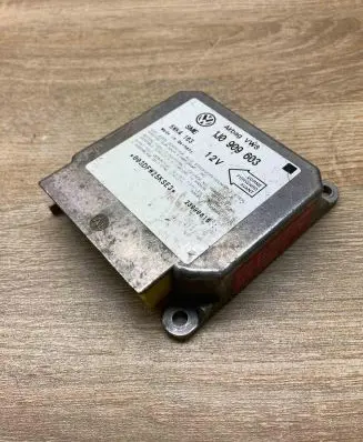 Volkswagen Golf III Airbag control unit/module 1J0909603 5WK4163