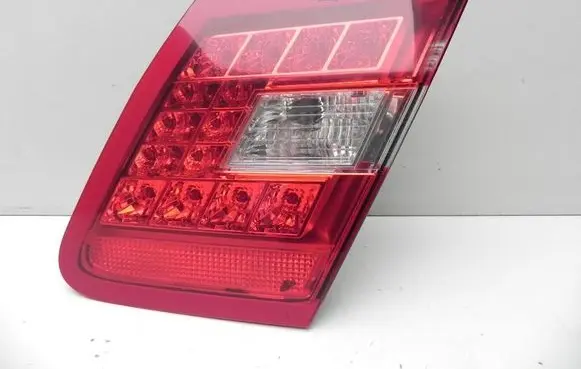 Mercedes-Benz E W212 Rear/tail lights A2129060258