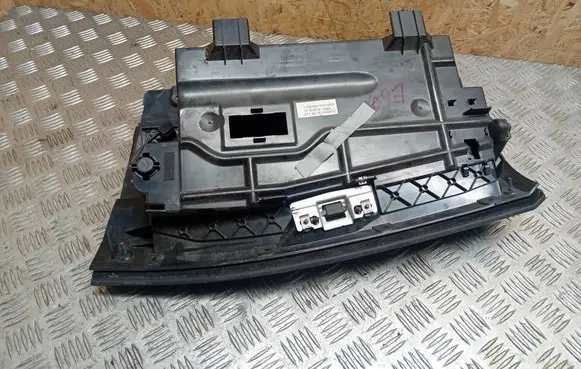 BMW 5 E60 E61 Glove box 7034080