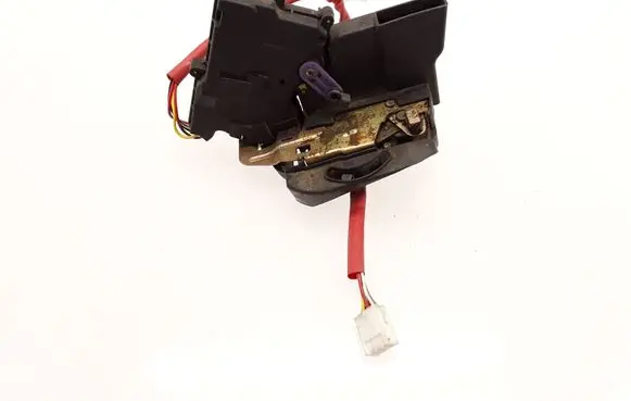 Mazda 323 F Front door lock