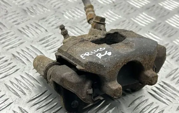 Toyota Prius (XW20) Rear brake caliper