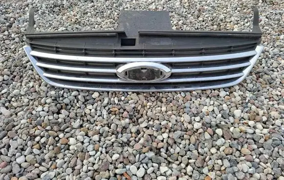 Ford Mondeo MK IV Front grill 7S718200B