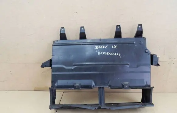 BMW iX Radiator trim 51748738428