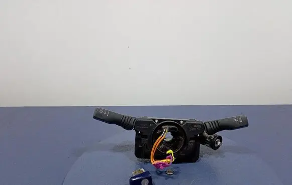 Opel Astra H Other switches/knobs/shifts 13236788
