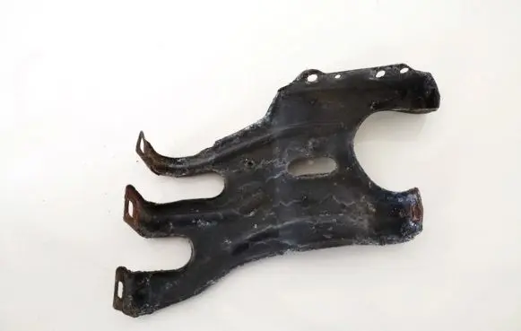 Mercedes-Benz CLK A209 C209 Engine mounting bracket