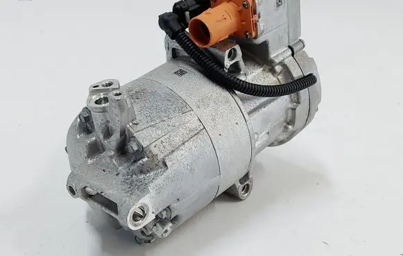 BMW 2 Active Tourer U06 Air conditioning (A/C) compressor (pump) 5B31E57
