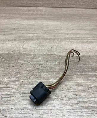 BMW 5 E60 E61 Plug wire 19670811